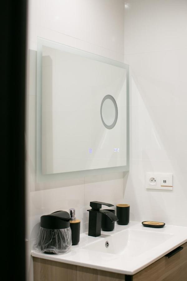 Atelier Chaleureux 40M2 - Proche Cdg Parc Des Expo Apartment Tremblay-en-France Luaran gambar